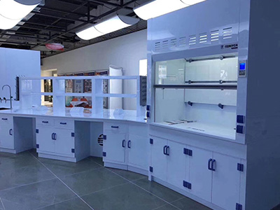 實(shí)驗室通風(fēng)櫥該怎么選擇與擺放